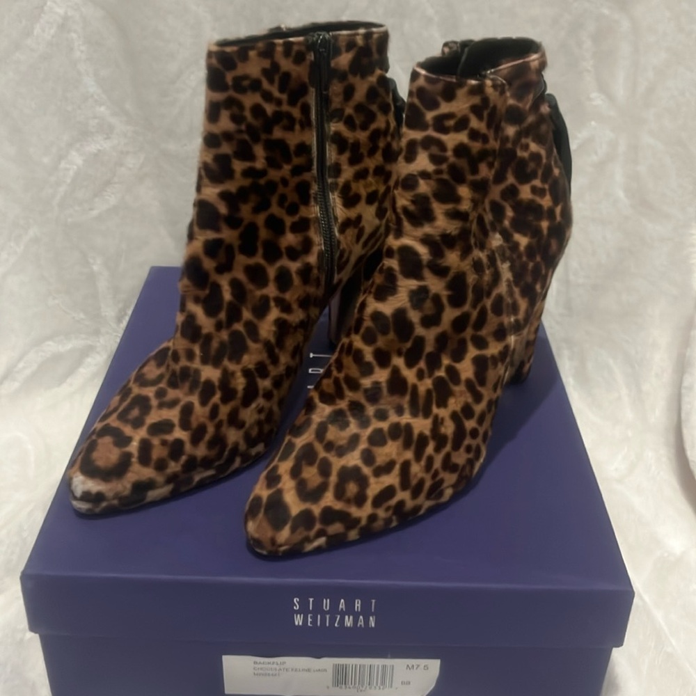 Stuart Weitzman Backflip booties